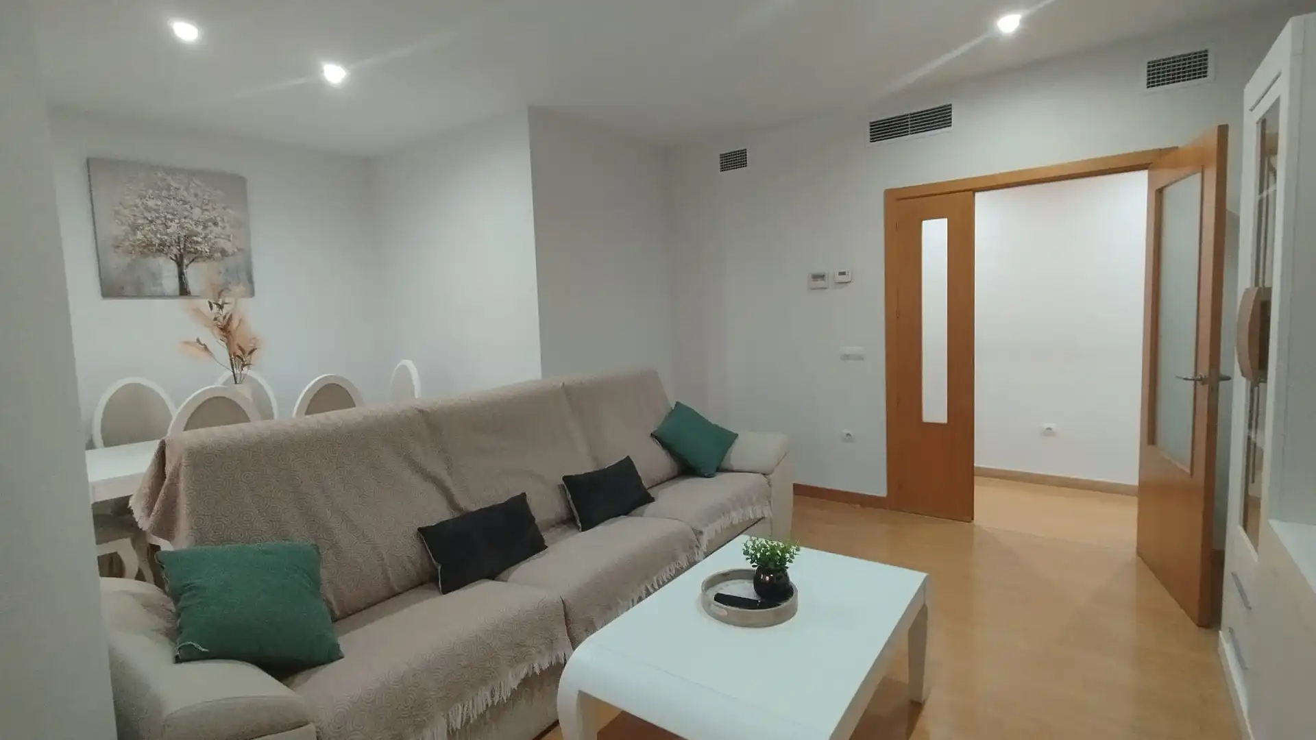 Living room of Flat for sale in Cáceres Capital  with Storage room, Swimming Pool and Community pool