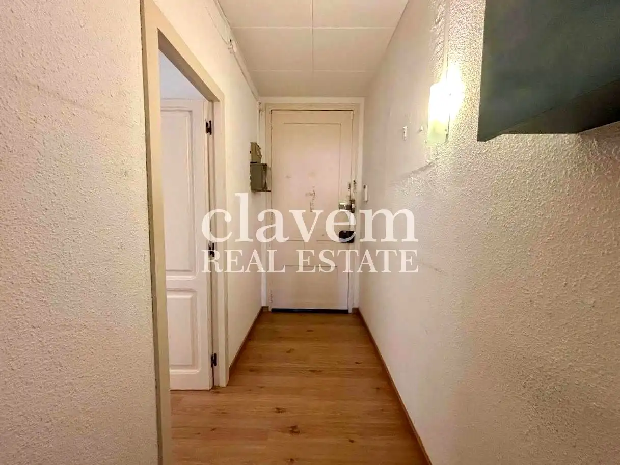 Wohnung zum Verkauf in Montgat mit Klimaanlage und Terrasse