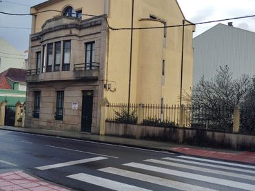 House with balcony for sale in Rúa Carcasia 17