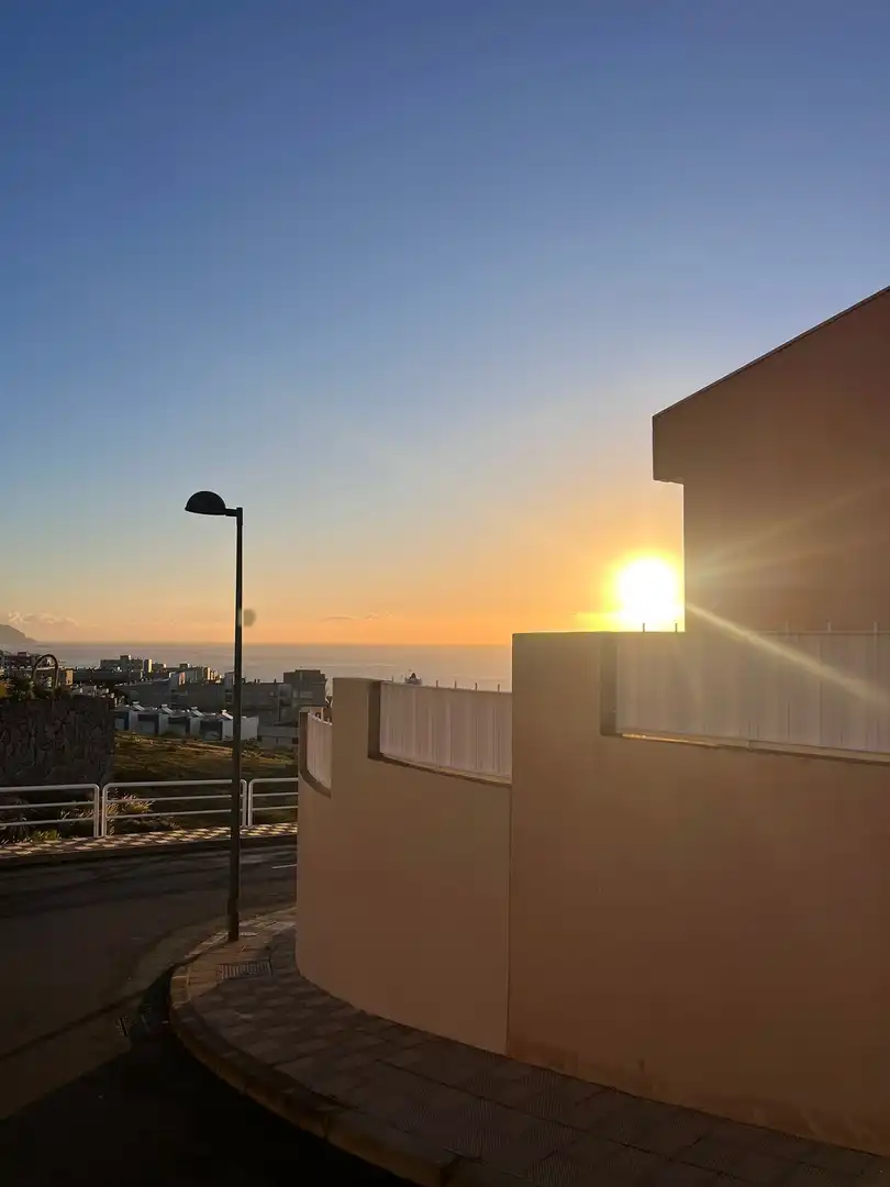 Vista exterior de Casa adosada en venda en  Santa Cruz de Tenerife Capital amb Jardí privat i Terrassa