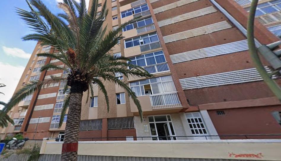 Foto 1 de Pis en venda a Av Príncipes de España, Chimisay - Las Delicias - Miramar, Santa Cruz de Tenerife