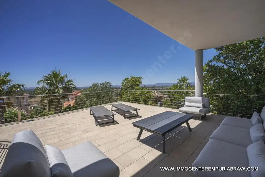 Chalet en venta en Palau-saverdera, imagen 9