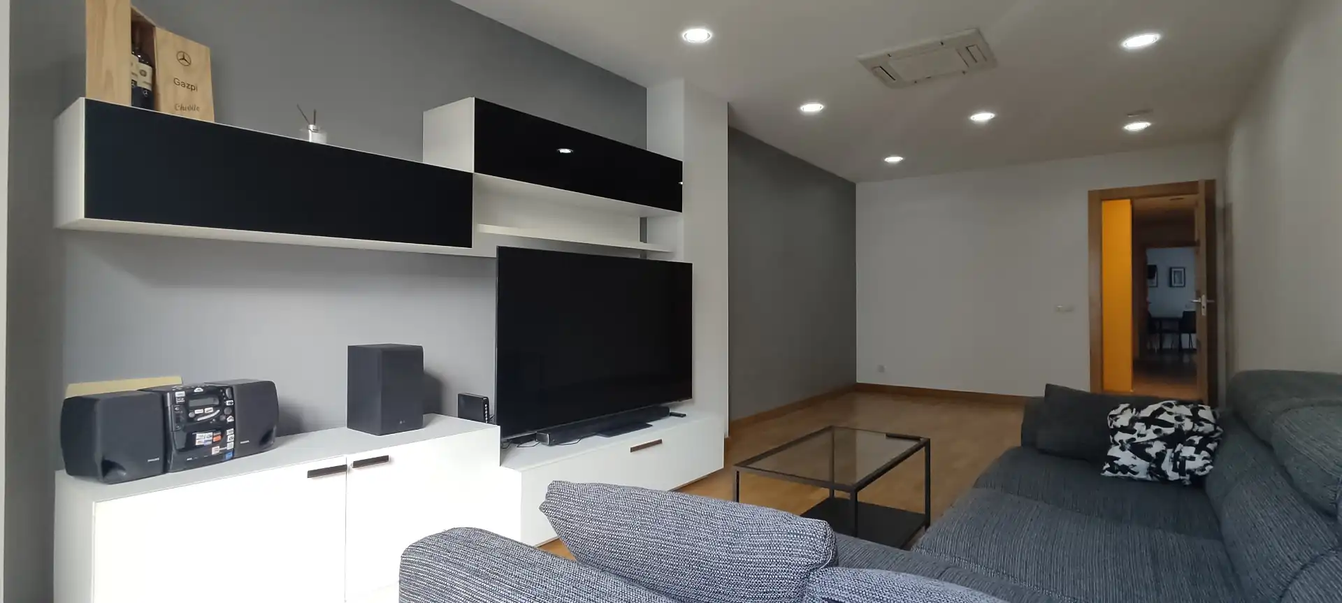 Sala de estar de Apartamento en venta en Arnedo con Aire acondicionado, Calefacción y Parquet