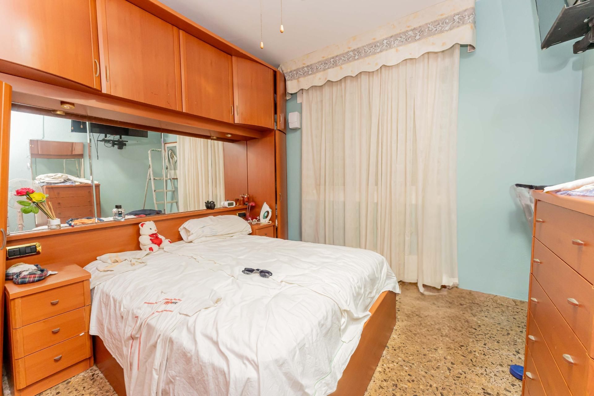 Habitación de Casa o chalet en venta en Viladecans con Jardín privado, Terraza y Alarma