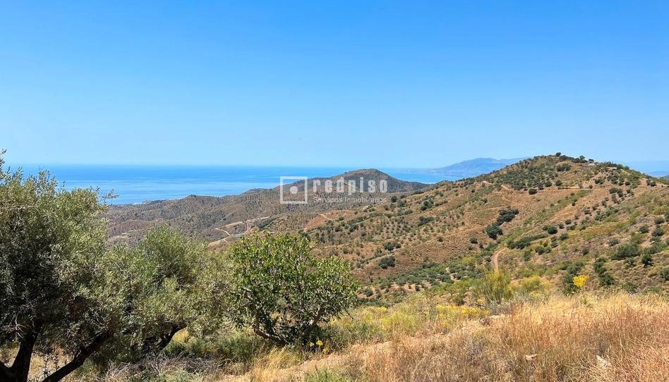 Foto 1 de Terreny industrial en venda a Moclinejo, Málaga