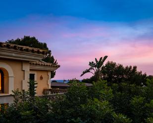 Vista exterior de Casa adosada en venda en Calvià amb Aire condicionat i Piscina