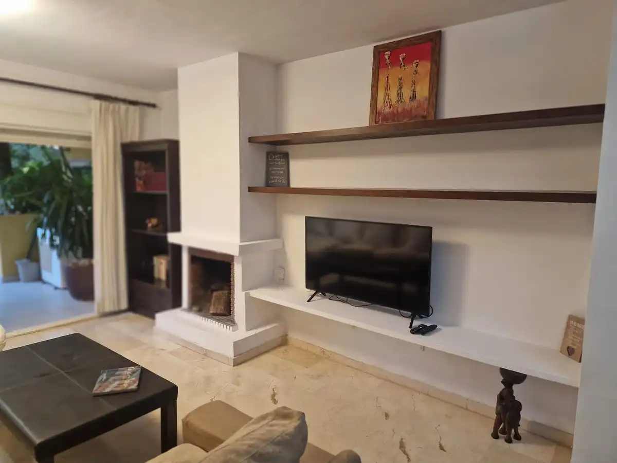 Sala de estar de Planta baja de alquiler en Marbella con Terraza y Piscina comunitaria