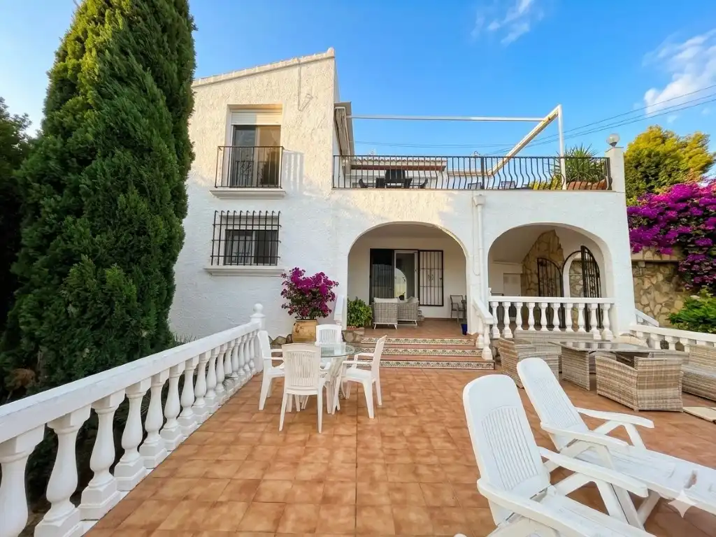 Casa con piscina en venta en Pego, imagen 2