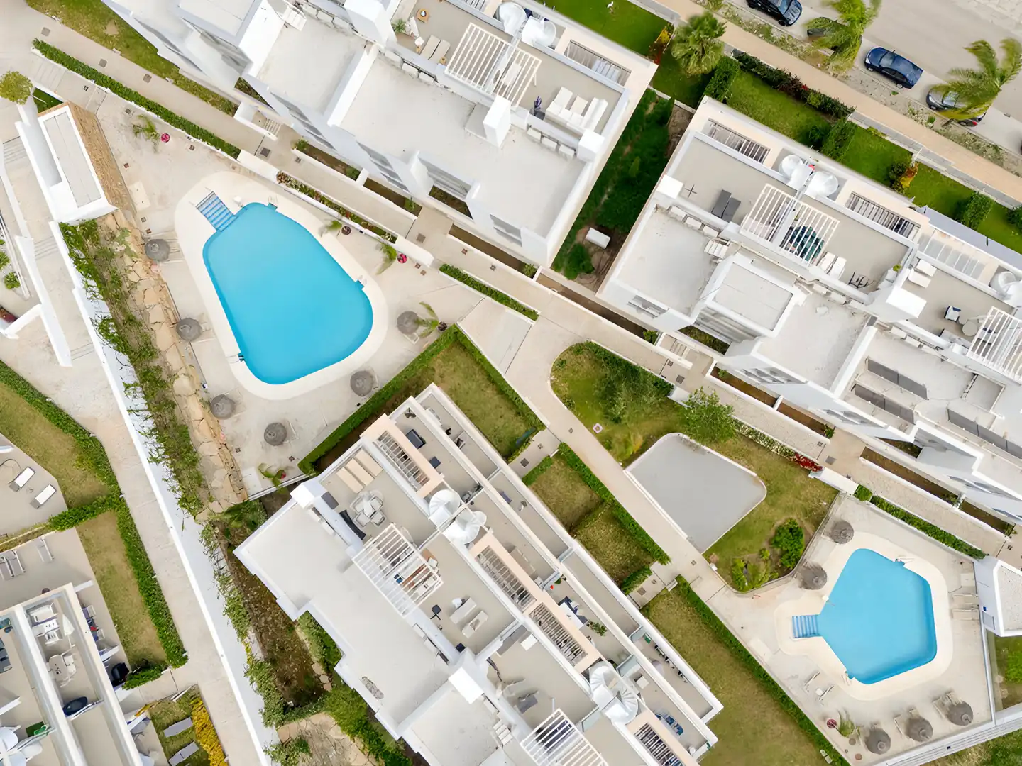 Piscina de Planta baixa en venda en Estepona amb Aire condicionat, Terrassa i Piscina