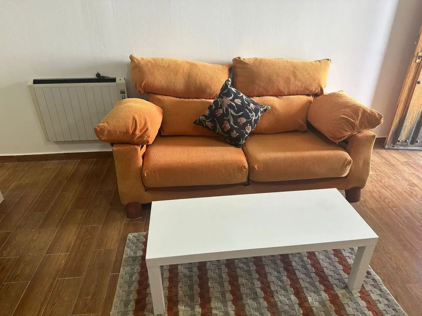 Sala d'estar de Apartament de lloguer en Villaviciosa de Odón amb Calefacció