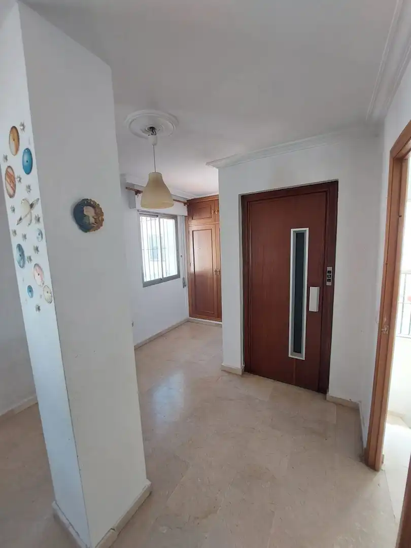 Houses for sale in Sevilla  with Air Conditioner, Terrace and Storage room