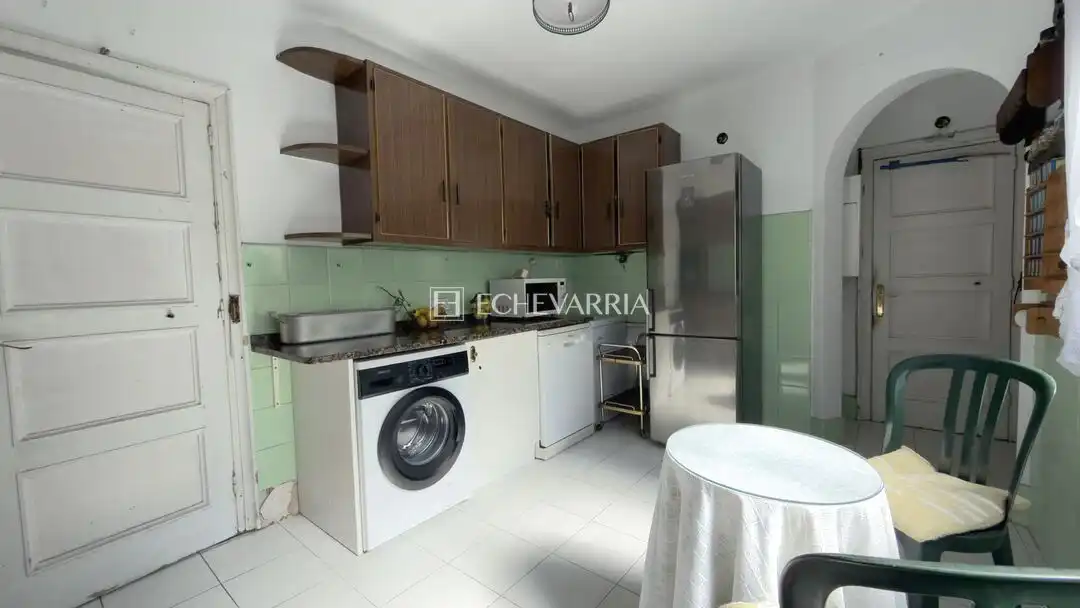 Cocina de Piso en venta en Getxo  con Calefacción, Terraza y Trastero