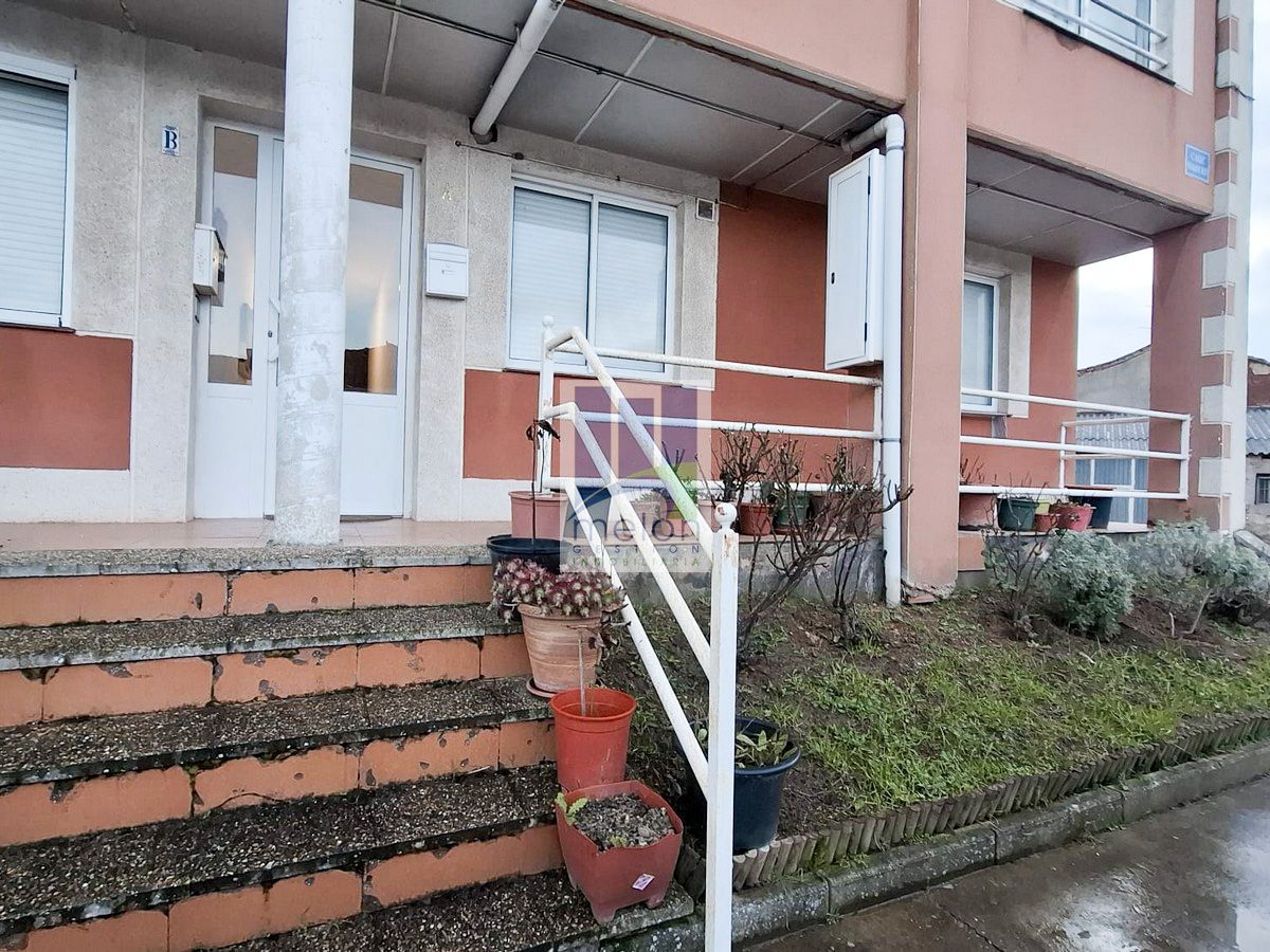 Vista exterior de Pis en venda en San Mamés de Burgos amb Traster