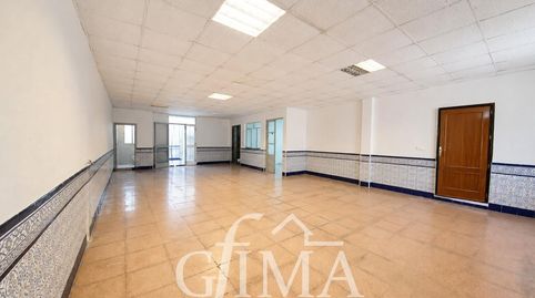 Amplia casa de 2 plantas con 4 habitaciones y 2 baños en zona CFrancisco Garcia Pavón, imatge 3
