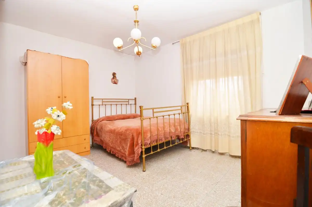 Habitación de Casa o chalet en venta en Fuentesaúco con Calefacción y Terraza