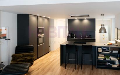 Kitchen of Apartment for sale in  Valencia Capital