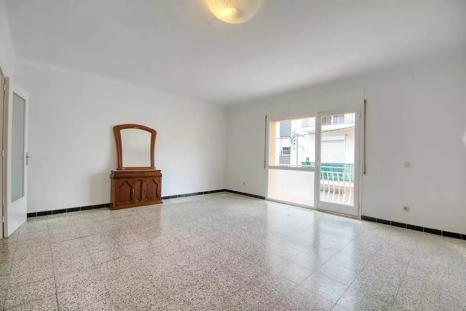 Sala d'estar de Pis en venda en Roses amb Terrassa