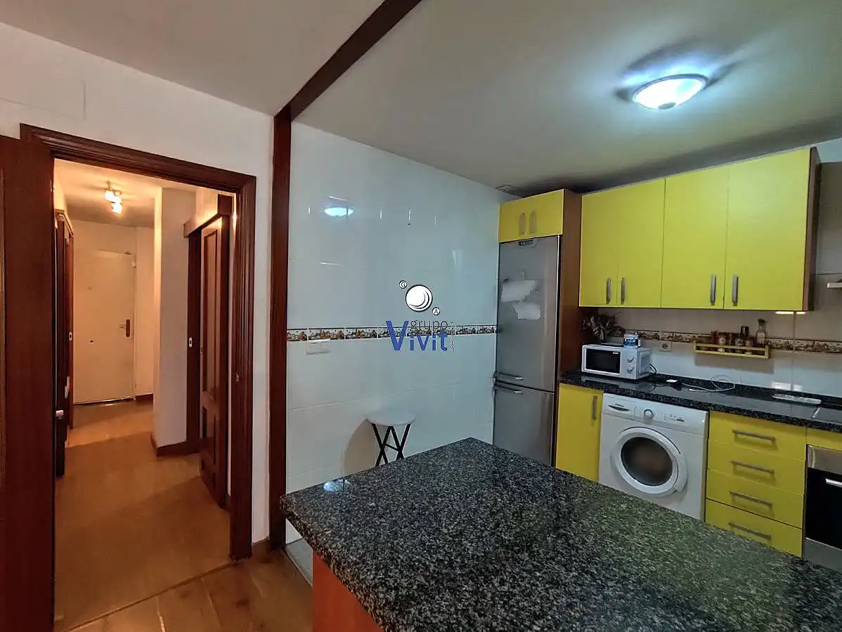 Kitchen of Flat for sale in Alcalá de Guadaira  with Air Conditioner and Parquet flooring