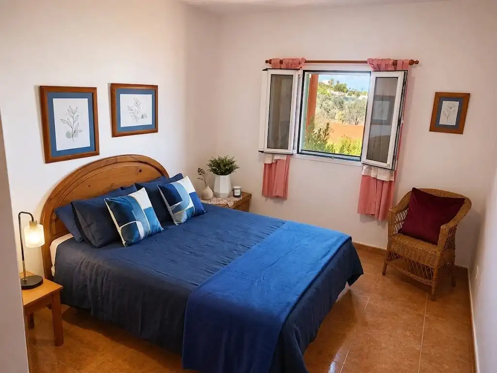 Dormitori de Casa o xalet en venda en La Oliva amb Jardí privat, Terrassa i Moblat
