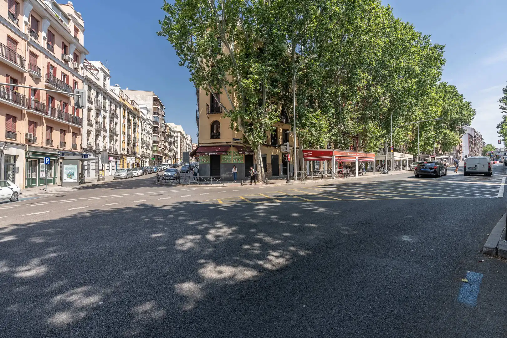 Vista exterior de Pis en venda en Madrid amb Terrassa