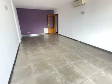 Piso con balcón en venta en Llevant