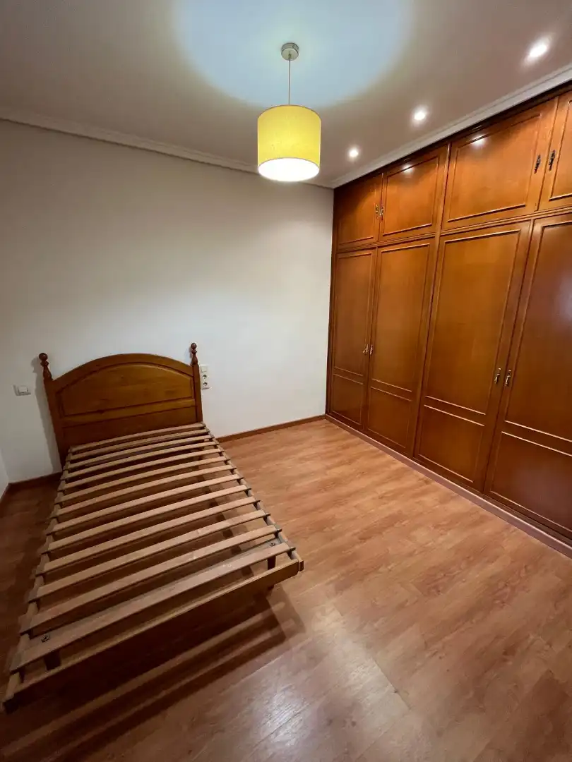 Schlafzimmer von Wohnung zum Verkauf in Valencia mit Klimaanlage, Heizung und Parkett