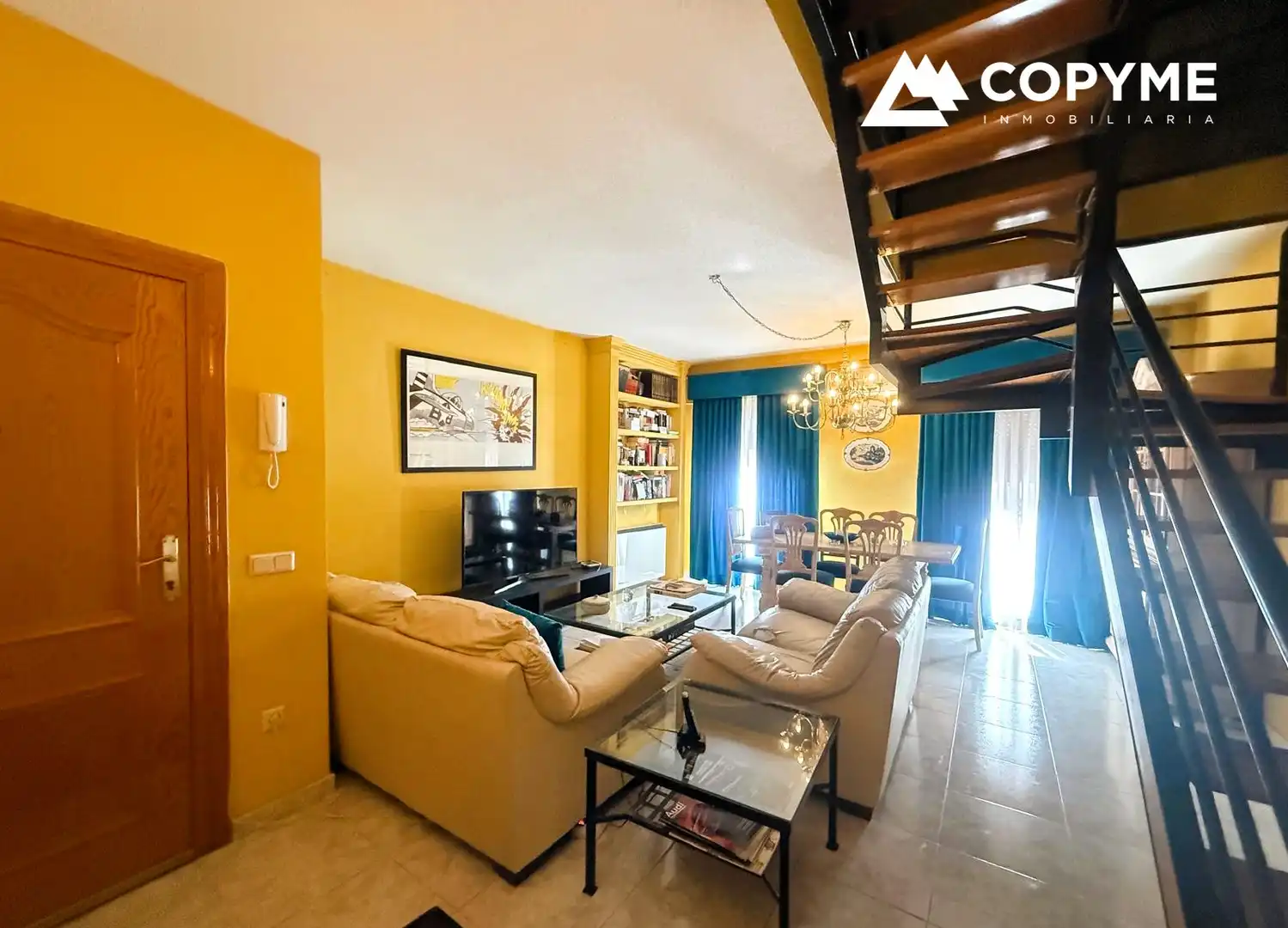 Living room of Flat for sale in Torrijos  with Heating, Terrace and Furnished