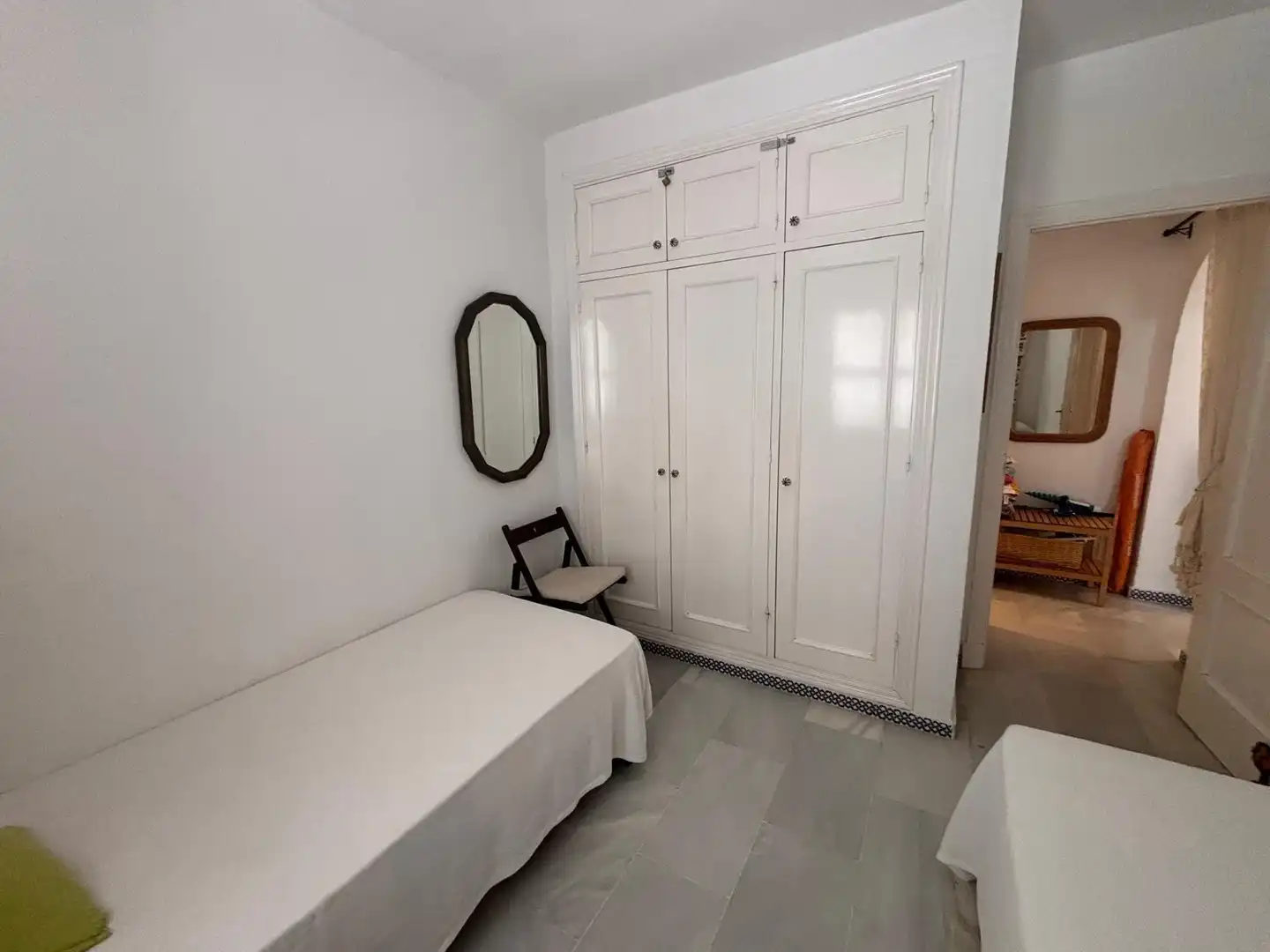 Dormitori de Casa adosada en venda en Chiclana de la Frontera amb Jardí privat i Piscina comunitària