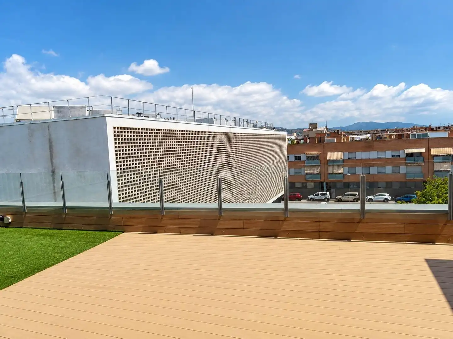 Terrace of Attic for rent in Badalona  with Air Conditioner, Heating and Parquet flooring