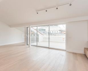 Attic to rent in  Madrid Capital