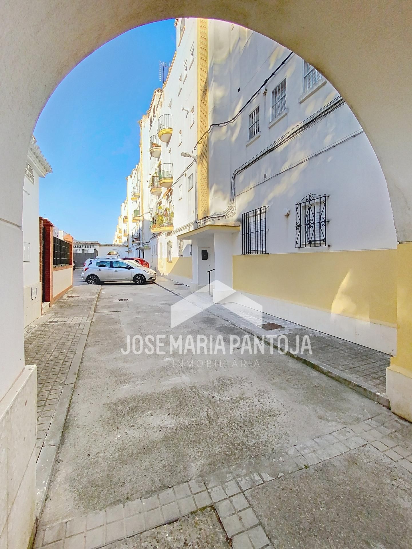Vista exterior de Pis en venda en Jerez de la Frontera