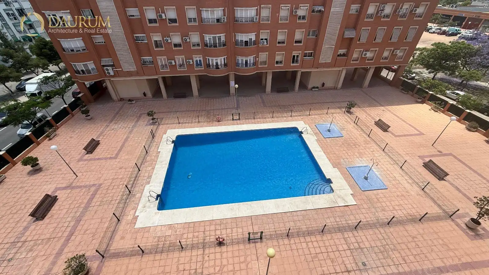 Schwimmbecken von Wohnung zum Verkauf in Alicante / Alacant mit Klimaanlage, Heizung und Abstellraum