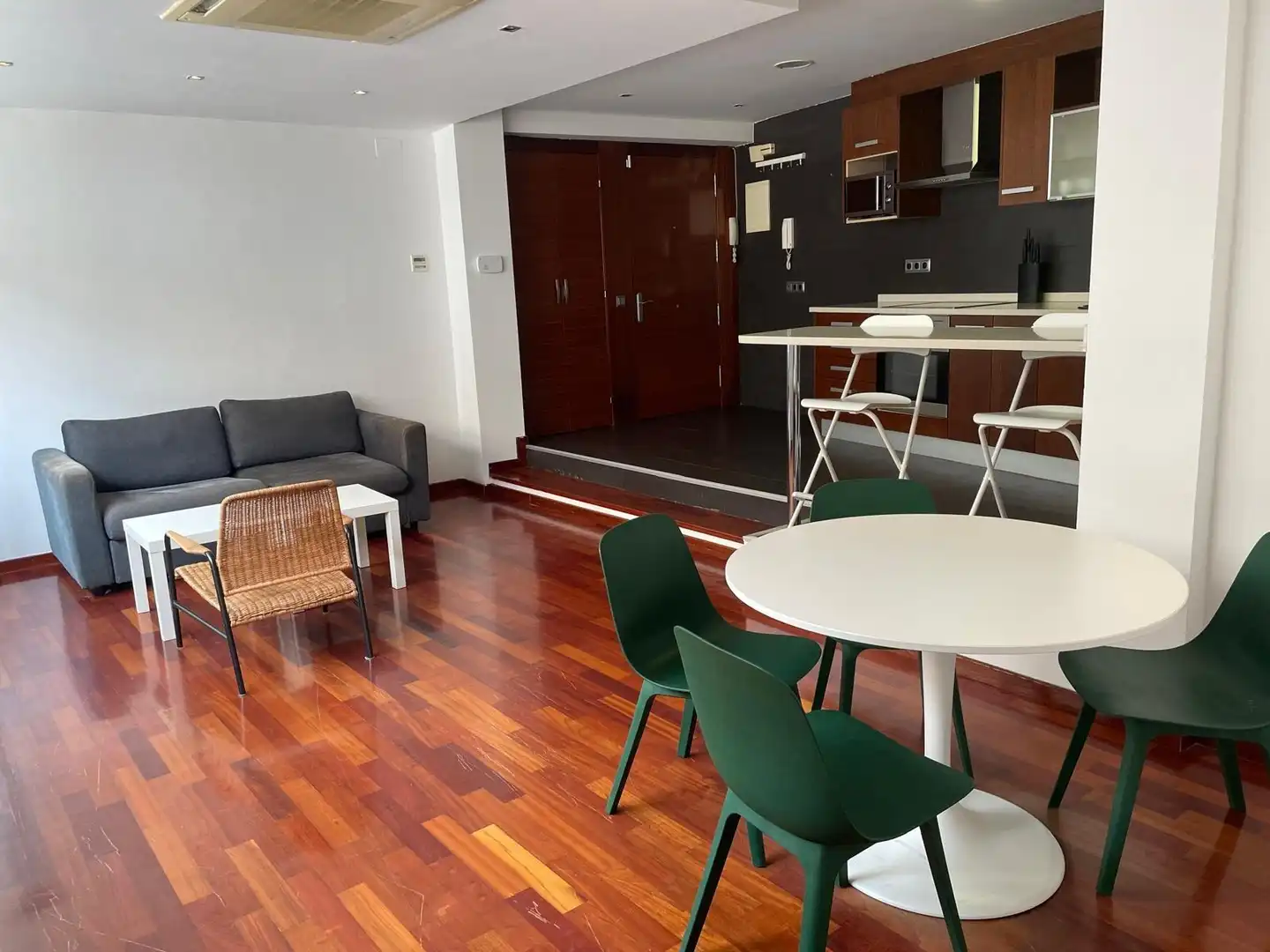 Flat with lift for sale in Carrer BERTRAN