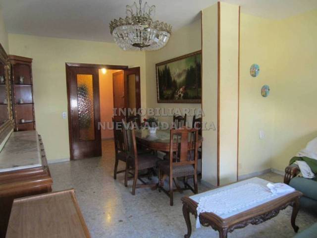 Piso en Alquiler en Barrio Alto - San Félix