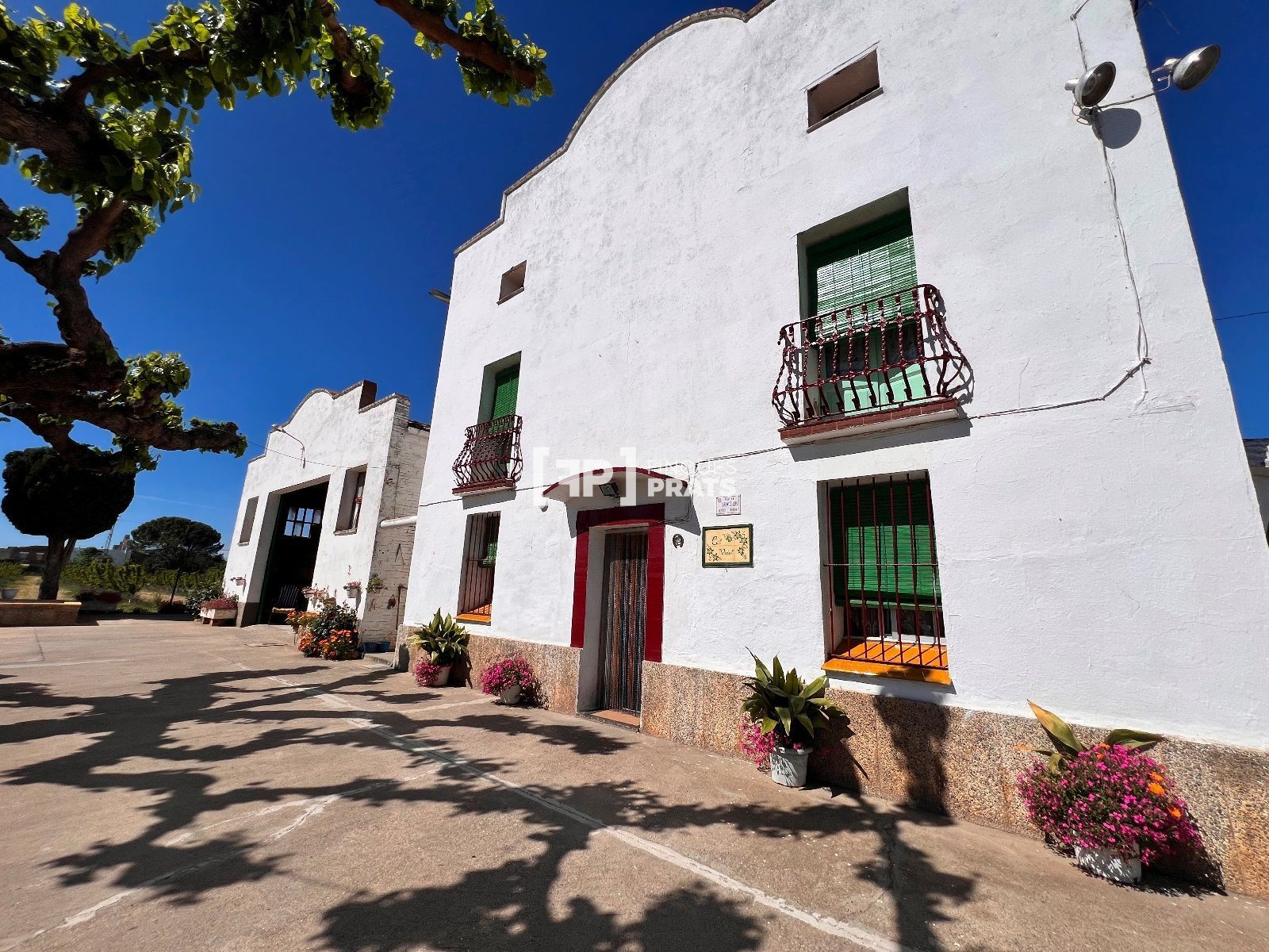 Exterior view of House or chalet for sale in  Lleida Capital  with Heating, Swimming Pool and Furnished