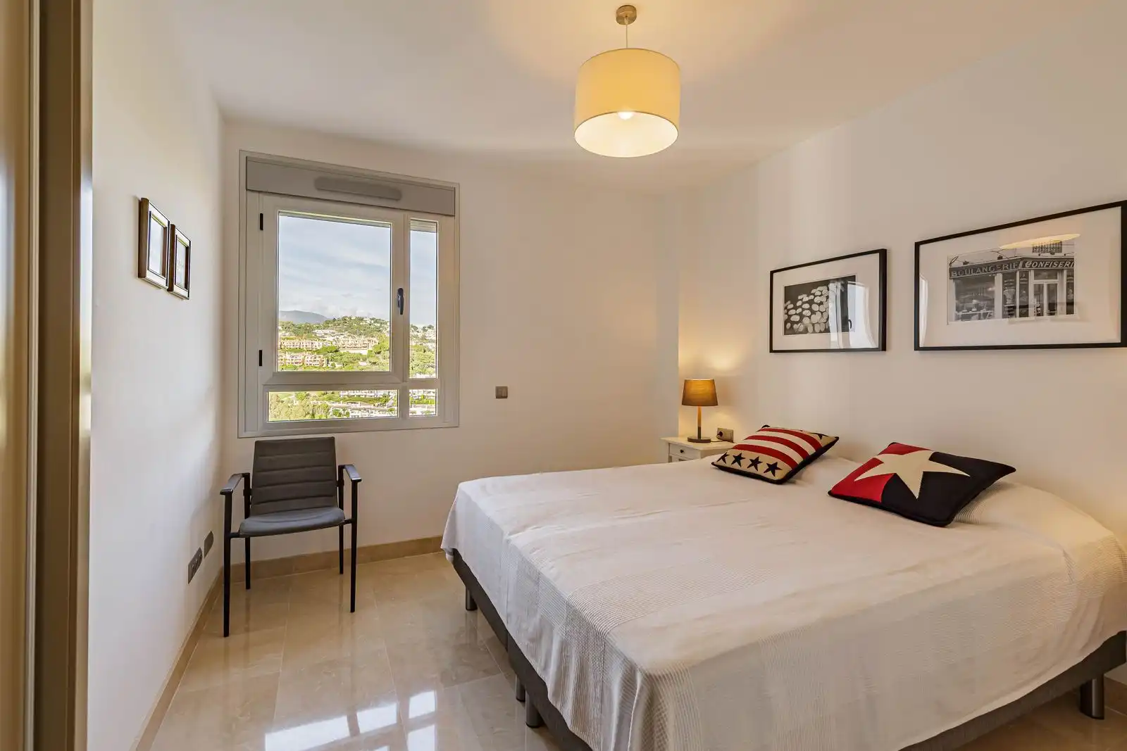 Piso con piscina en venta en Calle Los Arqueros 93, imagen 7