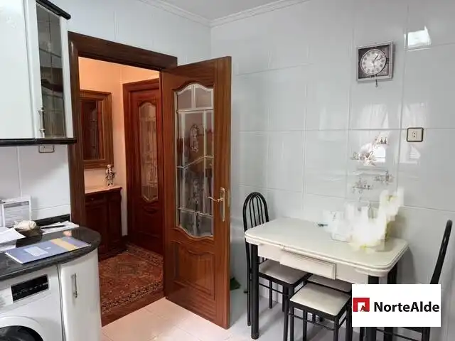 Flat with terrace for sale in Bagatza - San Vicente, imagen 2