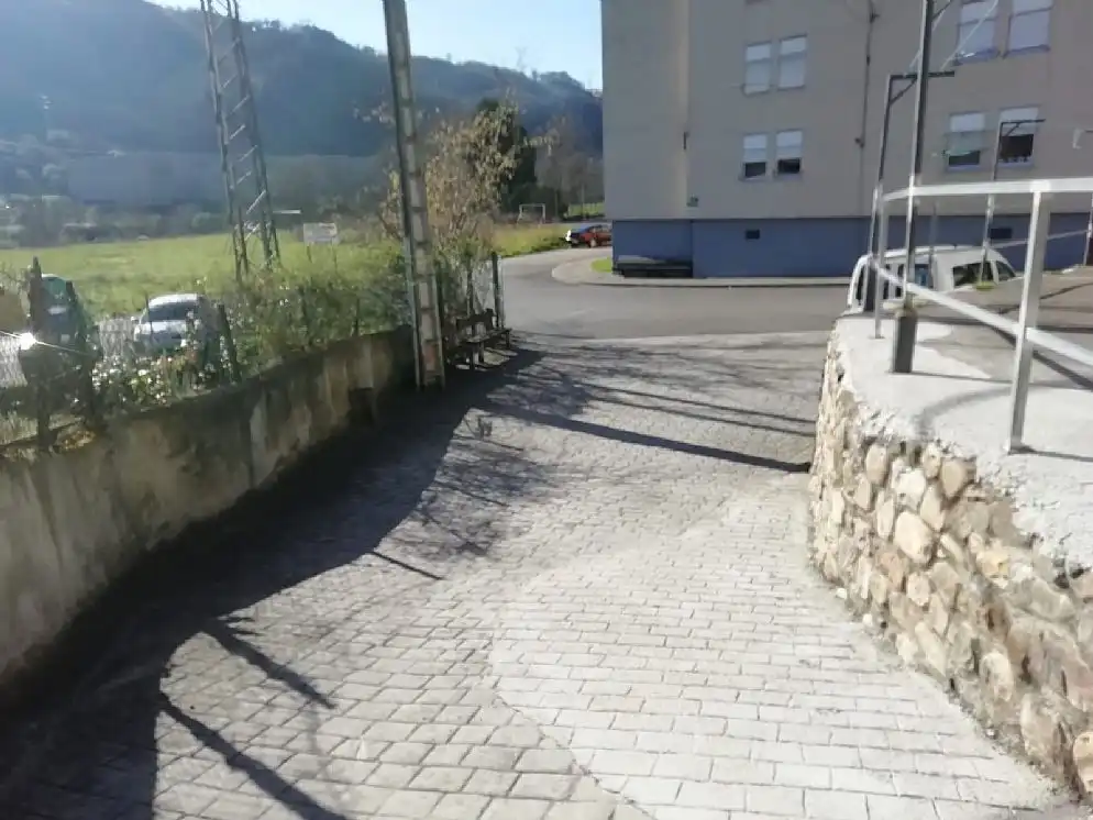 Parking of Houses for sale in Lena