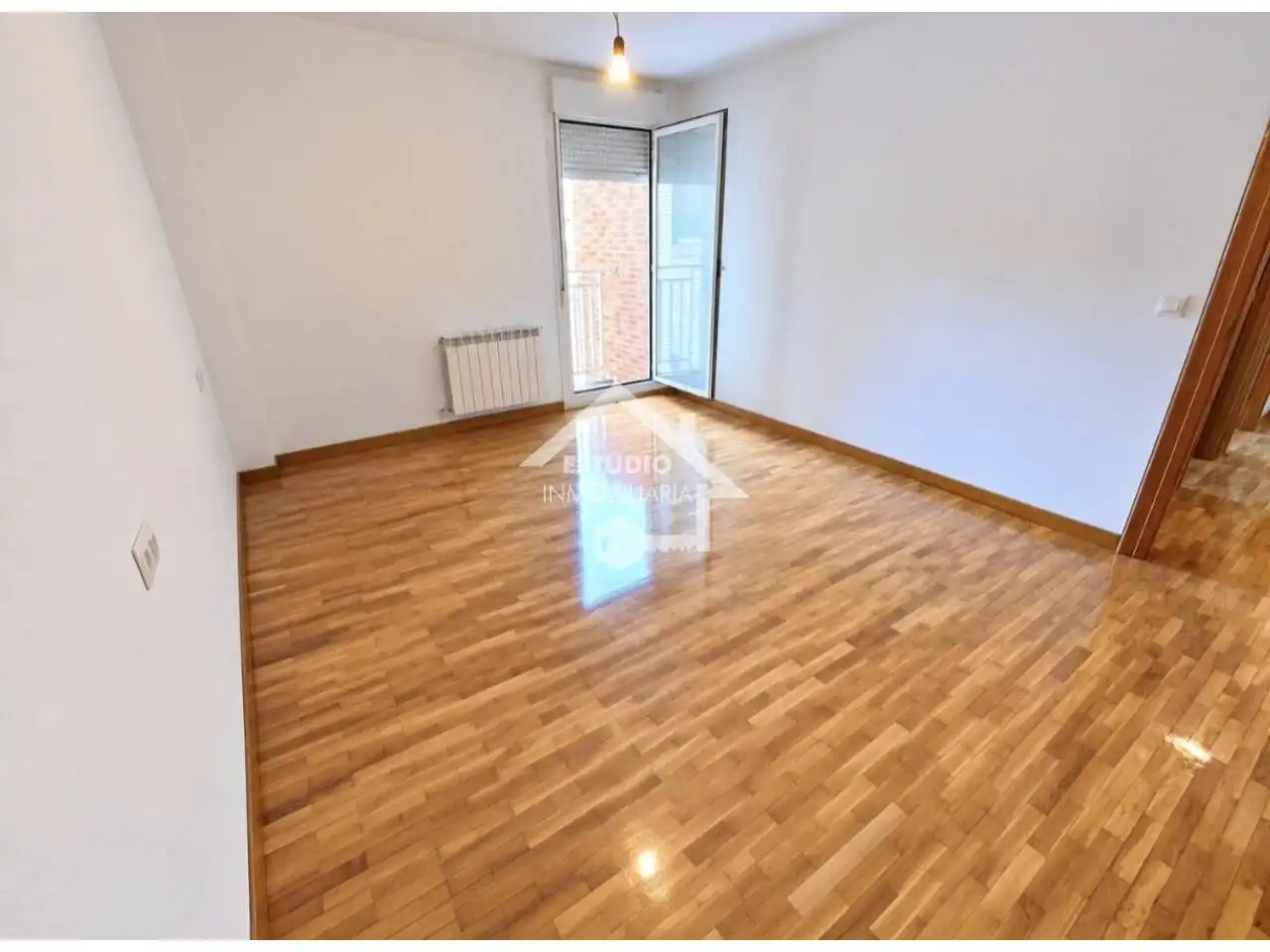 Bedroom of Flat for sale in Mendavia, Navarra