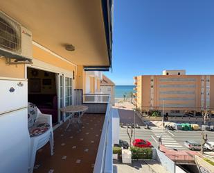 Vista exterior de Pis en venda en Rincón de la Victoria amb Aire condicionat, Terrassa i Balcó