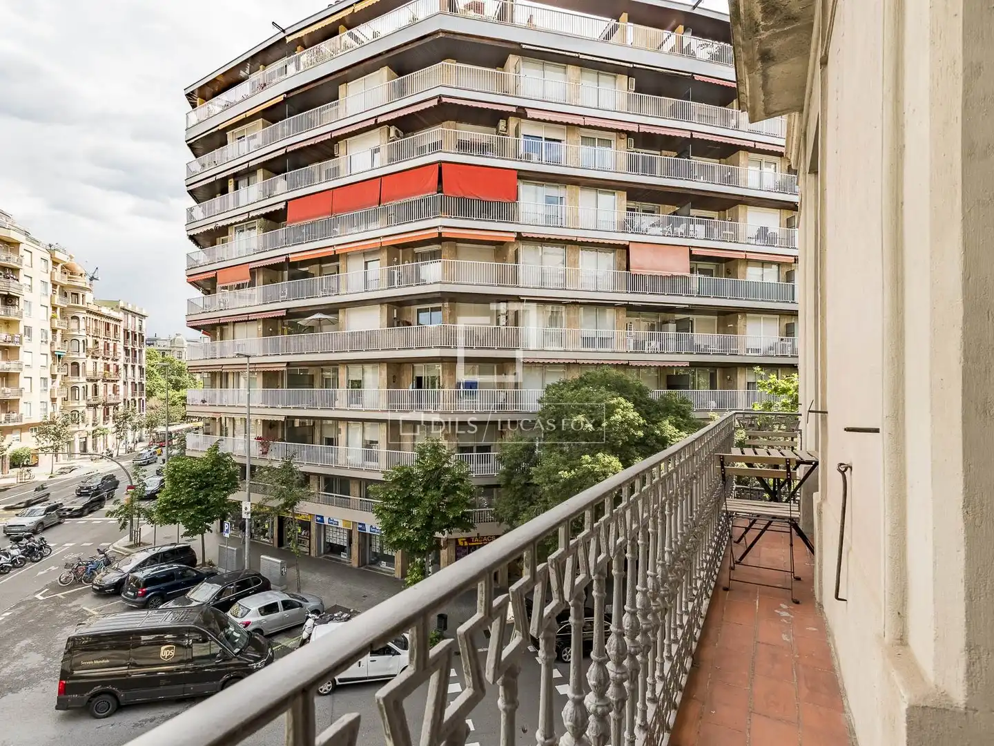 Vista exterior de Piso en venta en Barcelona con Aire acondicionado, Calefacción y Parquet