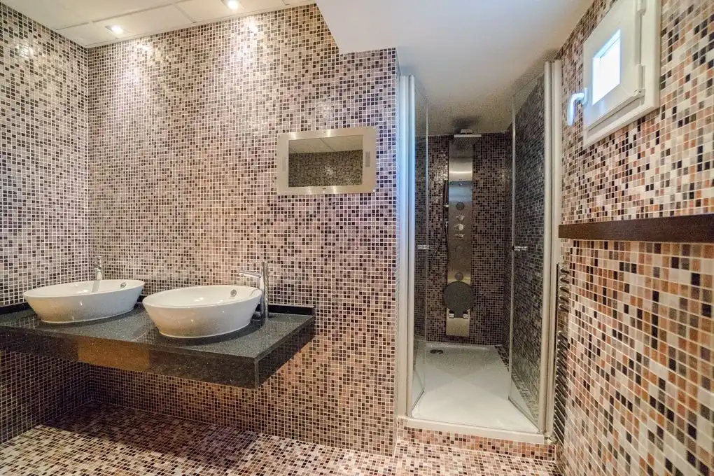 Bany de Apartament de lloguer en Alicante / Alacant amb Aire condicionat, Calefacció i Parquet