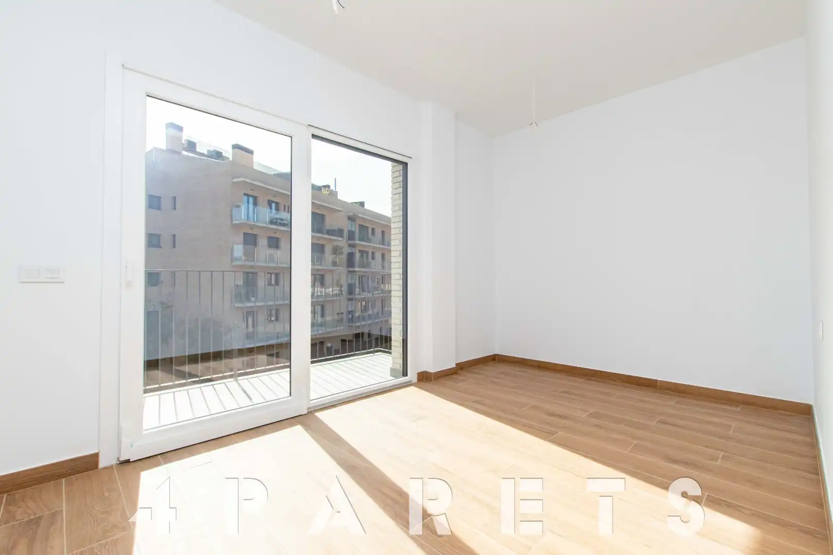 Habitación de Piso de alquiler en Cabrera de Mar con Aire acondicionado, Calefacción y Horno