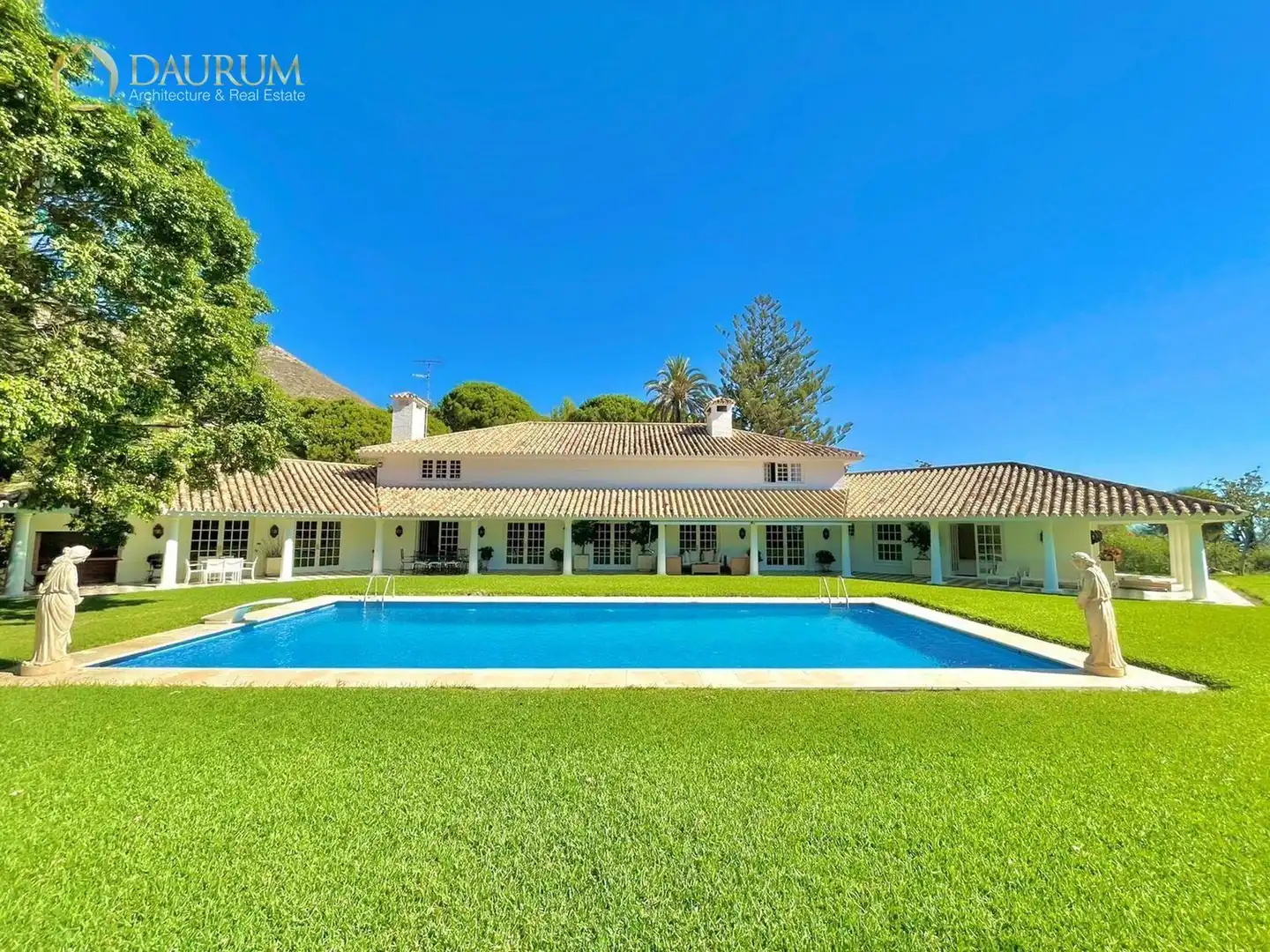 Chalet con piscina en venta en Granada, imagen 3