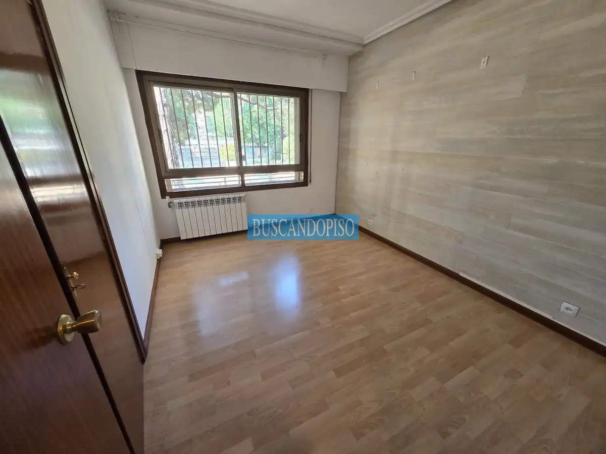 Bedroom of Flat for rent in  Logroño  with Heating, Parquet flooring and Terrace