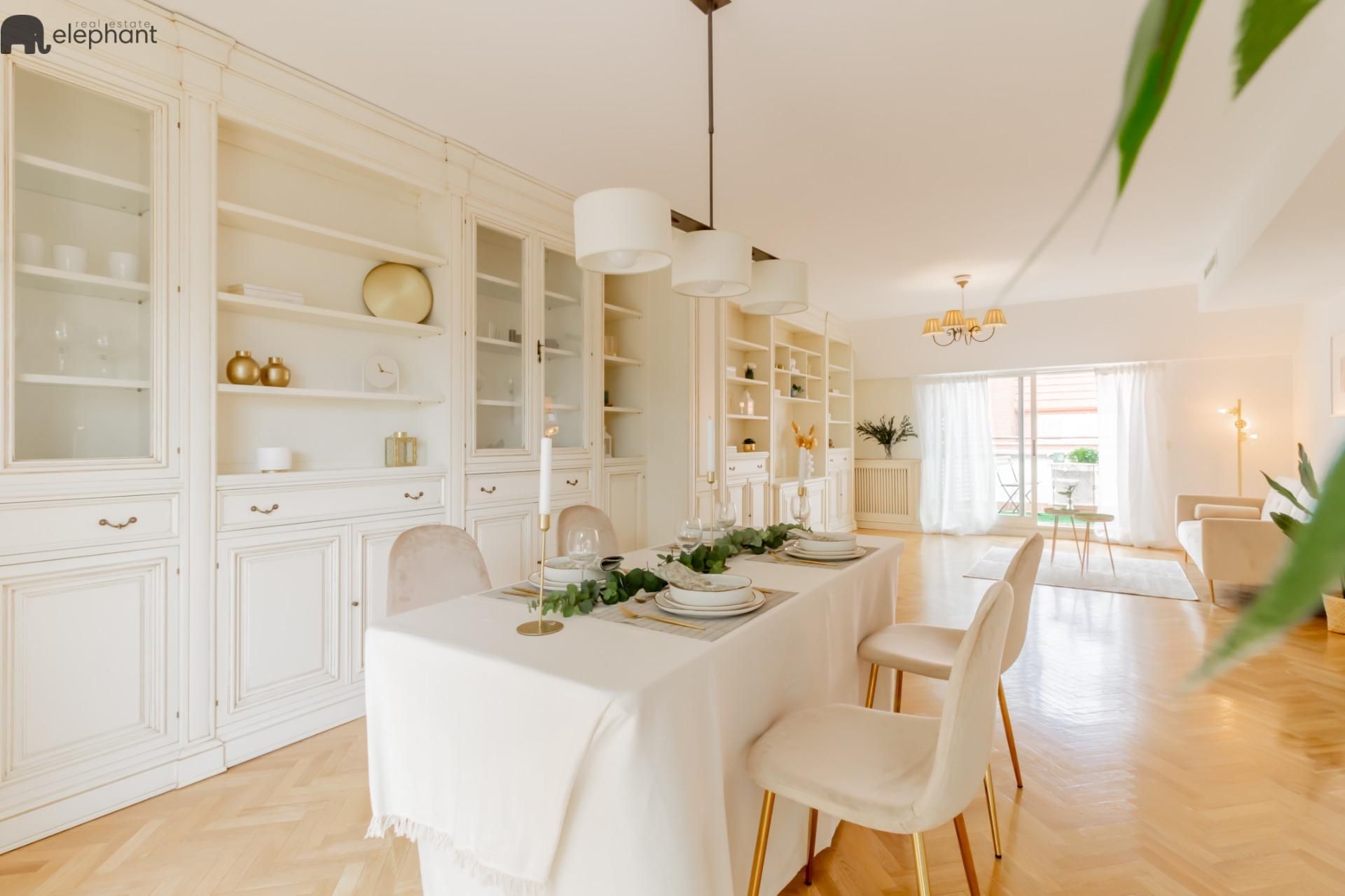 Dining room of Attic to rent in Las Rozas de Madrid  with Air Conditioner, Heating and Parquet flooring