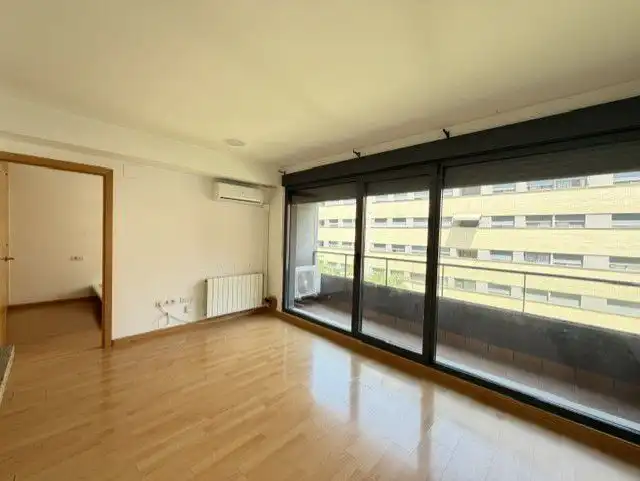 Vista exterior de Piso de alquiler en Badajoz con Aire acondicionado, Calefacción y Terraza