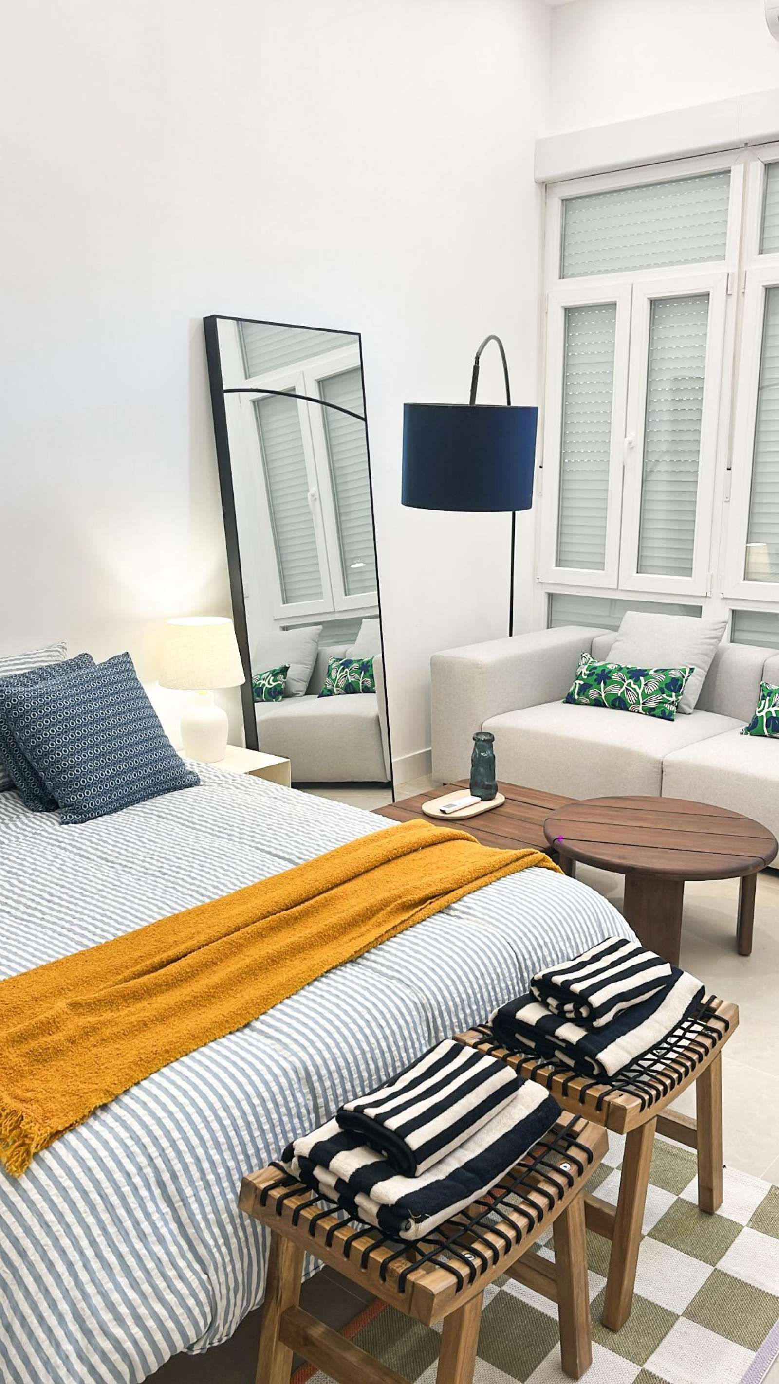 Dormitori de Apartament per a compartir en  Madrid Capital amb Terrassa