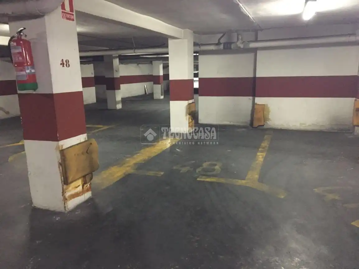Aparcament de Pis en venda en Valencia amb Balcó