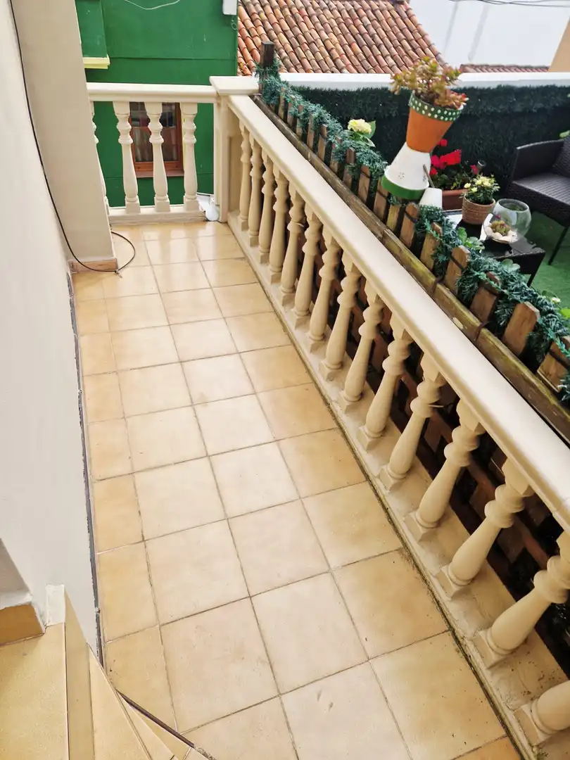 Terraza de Casa adosada en venta en Soto del Barco con Calefacción y Terraza